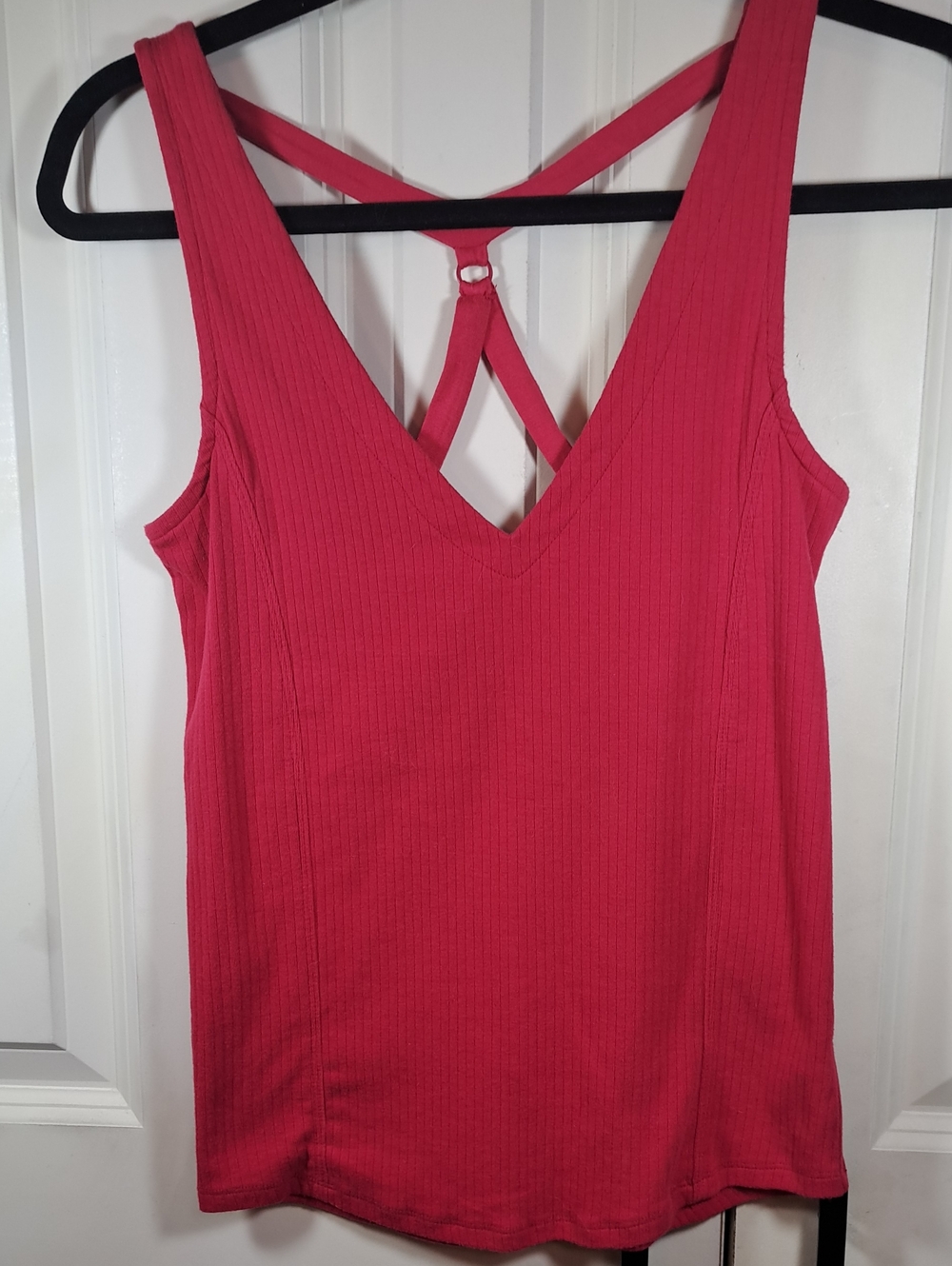 Free People Ribbed V‑Neck Crisscross Back Tank Top - Bright Pink